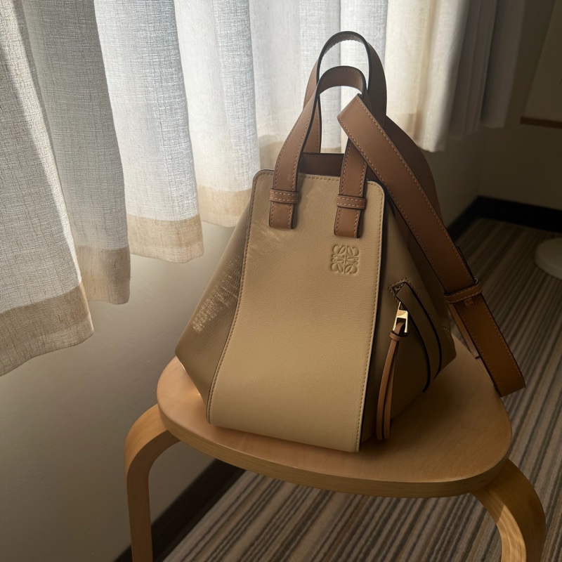 LOEWE Hammock 小號 拼色 奶茶色 淺駝色 九成新-2