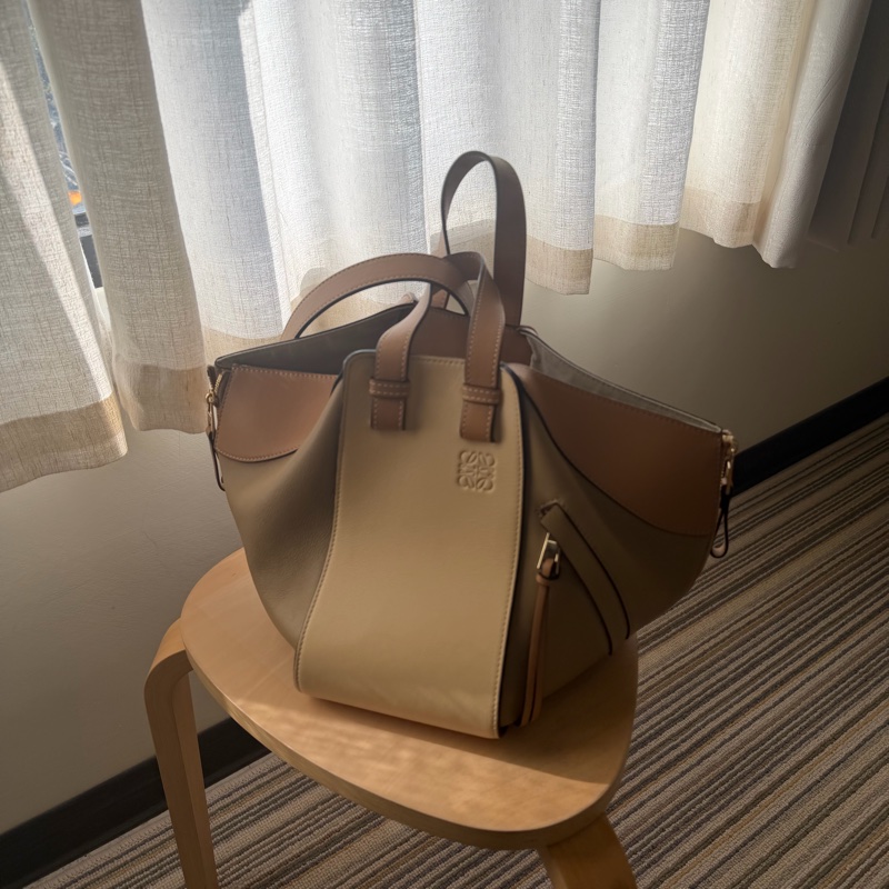 LOEWE Hammock 小號 拼色 奶茶色 淺駝色 九成新-3