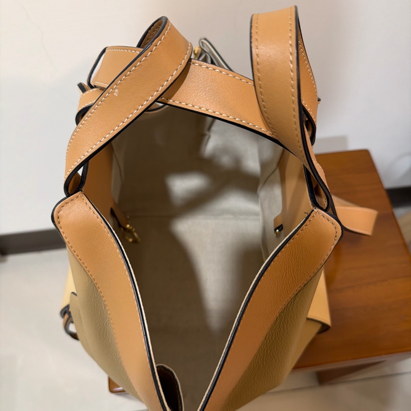 LOEWE Hammock 小號 拼色 奶茶色 淺駝色 九成新-8