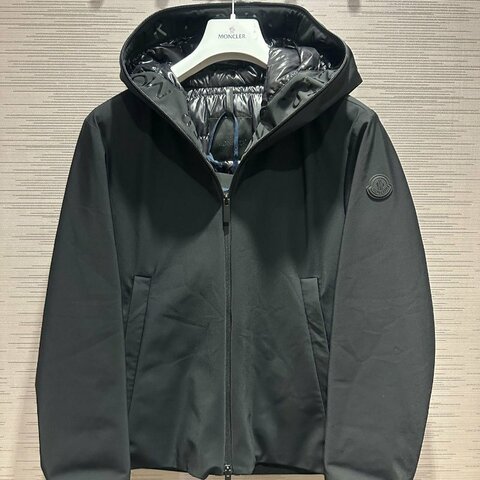 💎Han's house精品服飾💎moncler Lioret 防風 防水 風衣 內羽絨外套 原價 52700