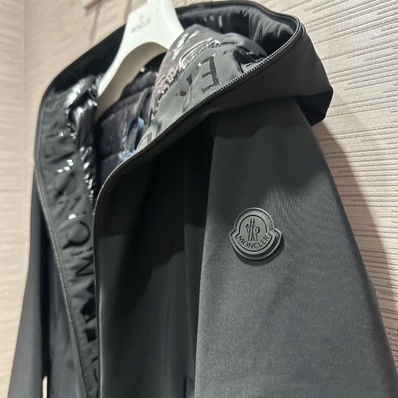 💎Han's house精品服飾💎moncler Lioret 防風 防水 風衣 內羽絨外套 原價 52700-7