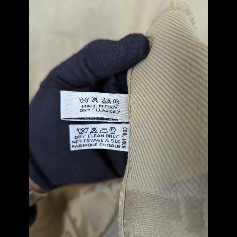 莉亞精品♡Dior 杏黃漸變滿印圍巾 二手美品-6