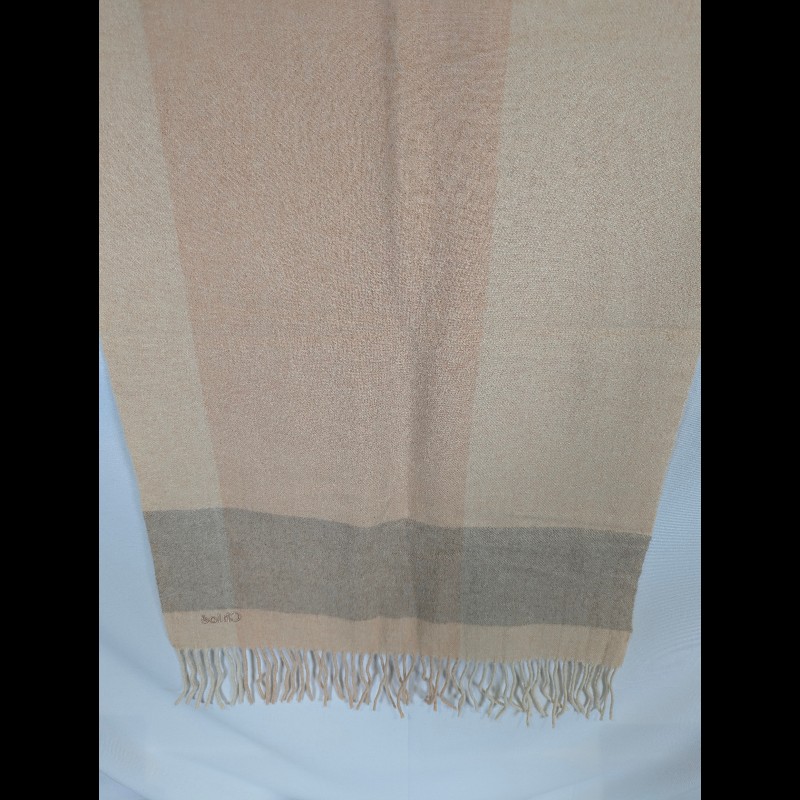 莉亞精品♡Chloe 米黃色圍巾 二手美品-2