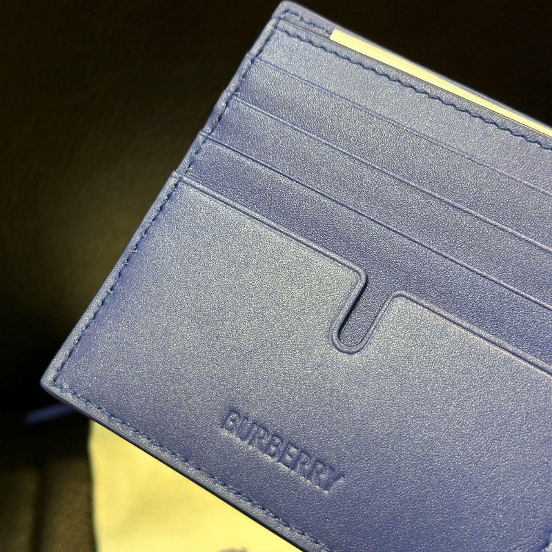 💎Han's house精品服飾💎BURBERRY 戰馬 小牛皮 短夾 原價16800-2