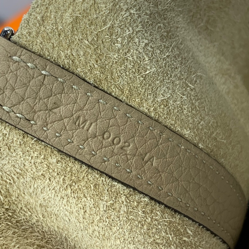 Hermes 風衣灰銀扣Picotin 18-8