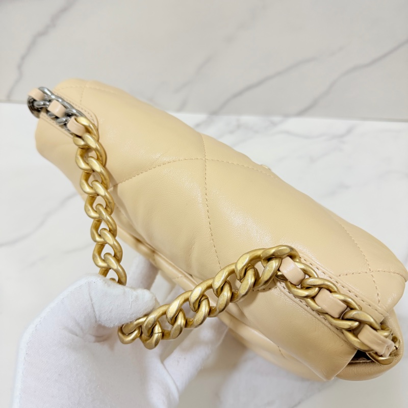 閑置品 就賣108888 CHANEL 19bag 小號 奶茶金釦-6