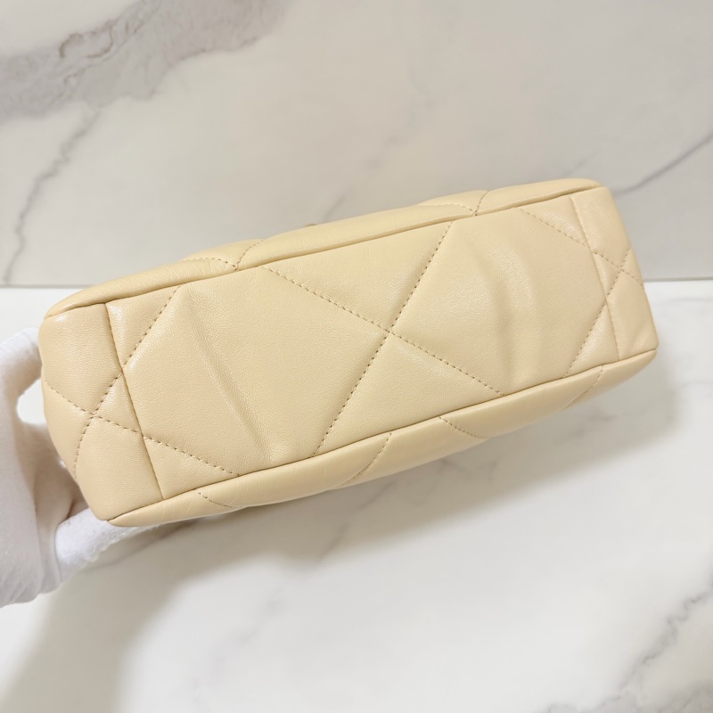 閑置品 就賣108888 CHANEL 19bag 小號 奶茶金釦-7