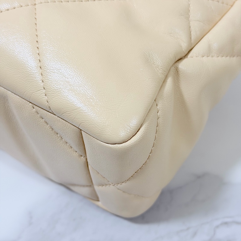 閑置品 就賣108888 CHANEL 19bag 小號 奶茶金釦-17