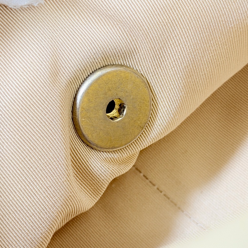 閑置品 就賣108888 CHANEL 19bag 小號 奶茶金釦-28