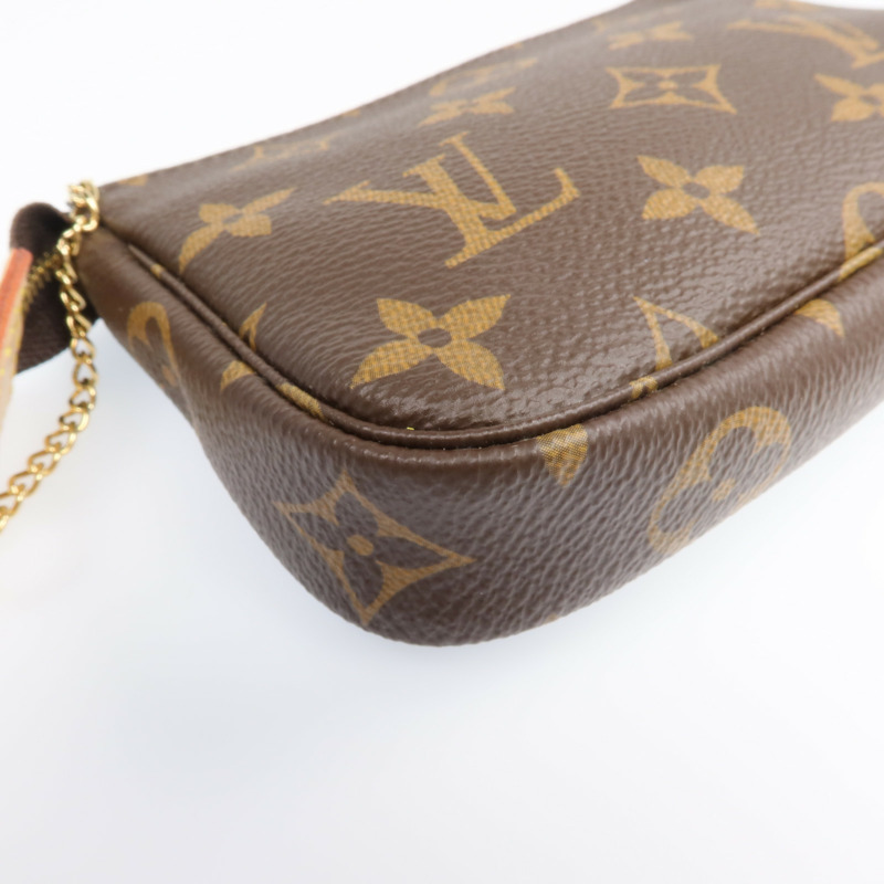 LOUIS VUITTON Monogram Mini Pochette Accessoires金扣手挽袋-8