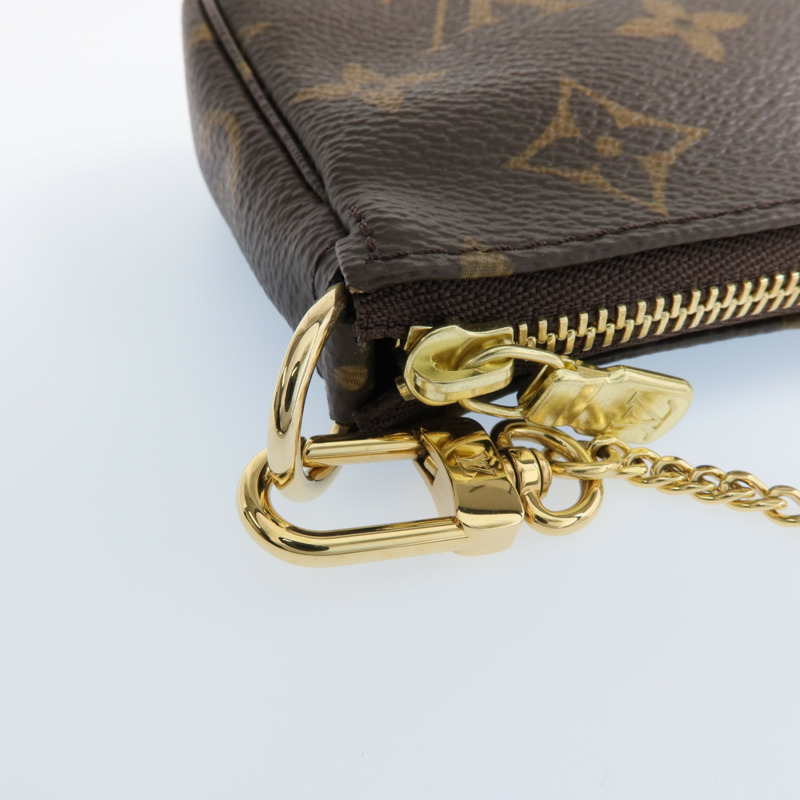 LOUIS VUITTON Monogram Mini Pochette Accessoires金扣手挽袋-10