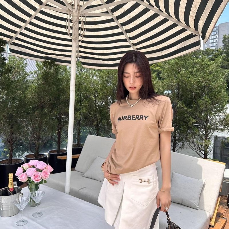 💎Han's house精品服飾💎BURBERRY 字母 T恤 短袖 短T 原價17200-2