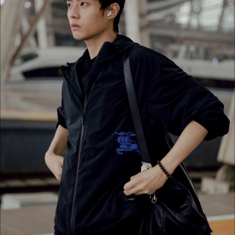 💎Han's house精品服飾💎Burberry 風衣 連帽 外套 原價49900-5