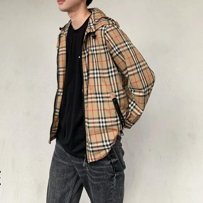 💎Han's house精品服飾💎Burberry 格紋 風衣 連帽 外套 原價49100-8