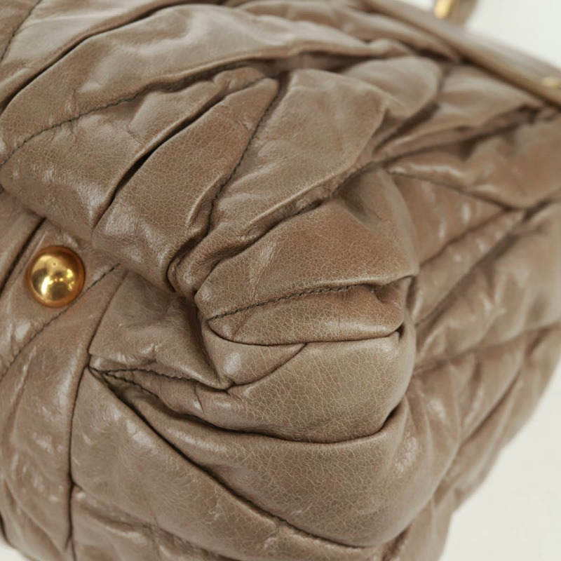 【日本直送】Miu Miu Matelasse 手提包 皮革 2way 米色 金 正品 163285V-18