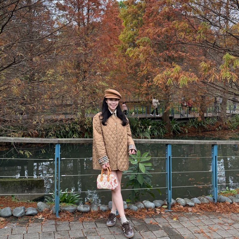 Burberry 燈芯絨衣領菱形縫線外套（雙面穿）-14