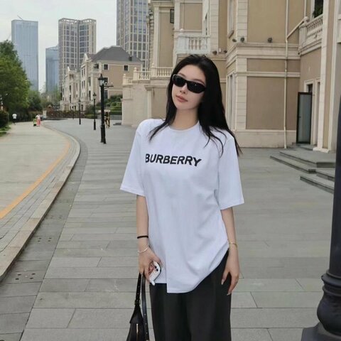 💎Han's house精品服飾💎BURBERRY 字 短袖 短T T恤 原價19200