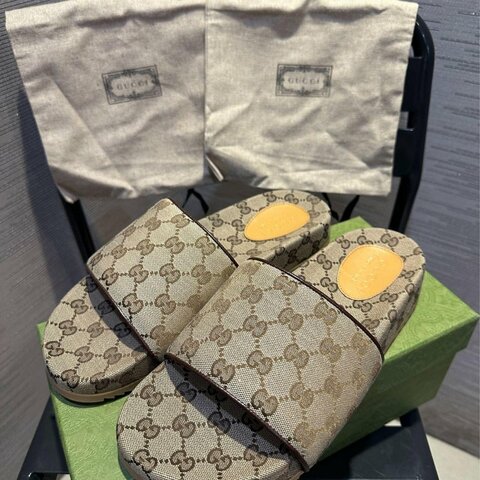 💎Han's house精品服飾💎GUCCI 古馳 滿版GG 拖鞋