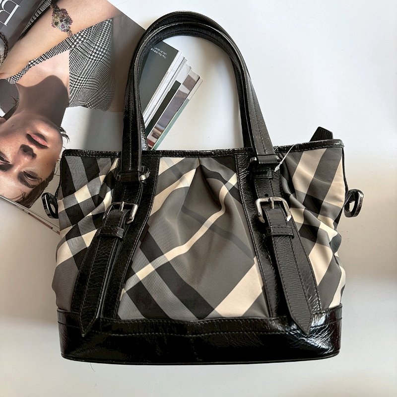 ✨全網最低🎉復古款 BURBERRY 黑色格紋經典手提包-1