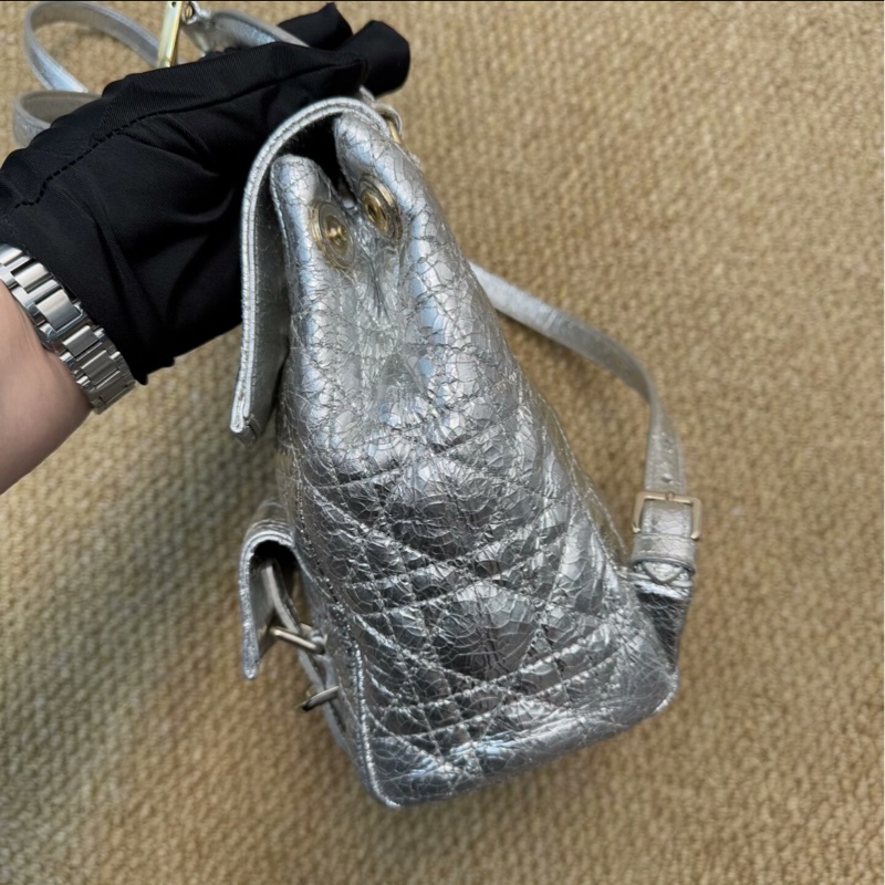 【95%新 Stardust Dior肩背包 絕版銀色✨ 全網最低價！】-7