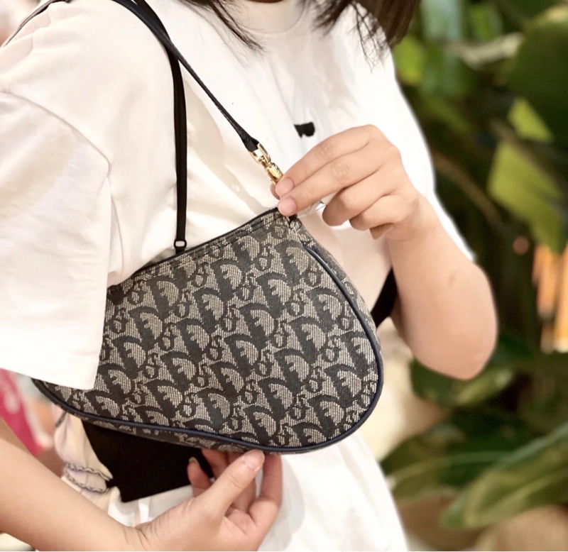 【90新 Dior中古馬鞍包✨經典的款式二十分之一的價格】-0