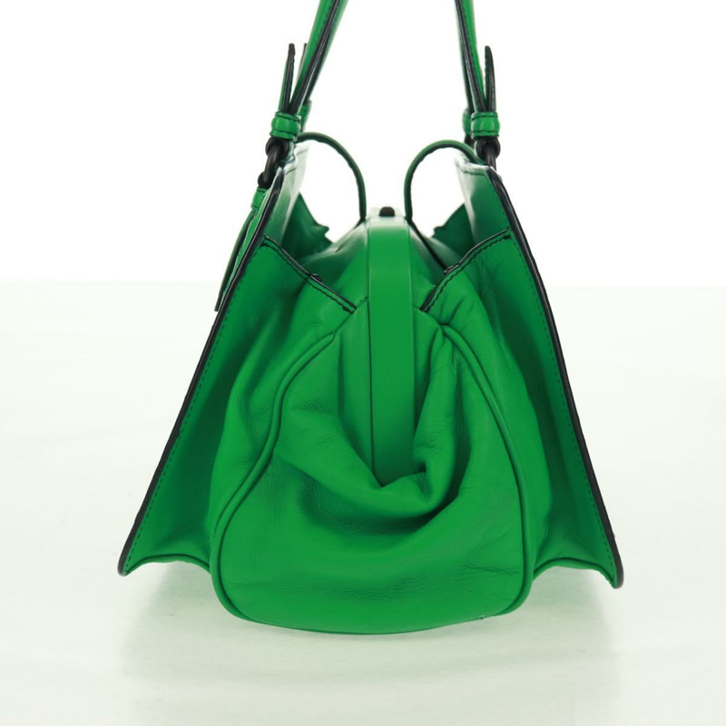 【日本直送】BOTTEGA VENETA INTRECCIATO 手袋 皮革 綠色 正品 fm5052V-4