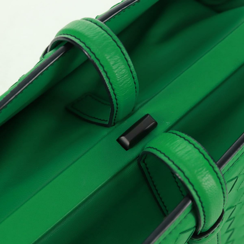 【日本直送】BOTTEGA VENETA INTRECCIATO 手袋 皮革 綠色 正品 fm5052V-18