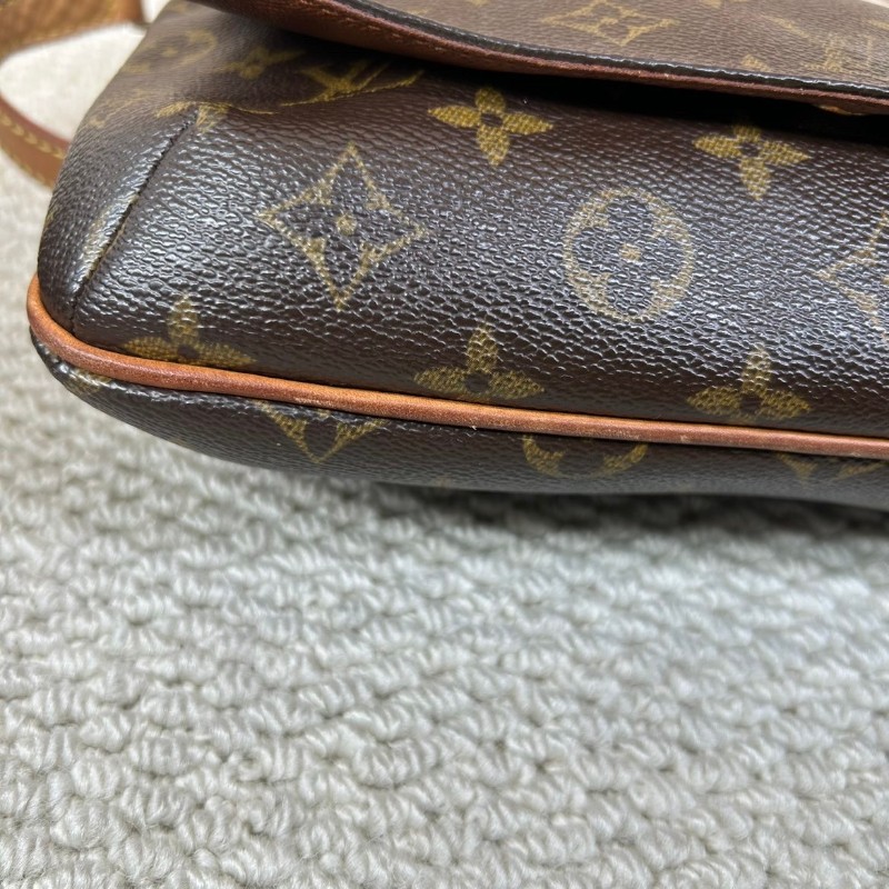 LV路易威登 老花橫版王菲包 經典款 容量適中 日常通勤、休閒百搭 老花手提單肩包-21