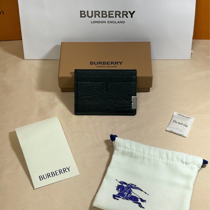‼️全台最甜 🎁全新盒裝 Burberry 巴寶莉 2024 質感黑五卡名片夾/卡夾 （原價10800）-4