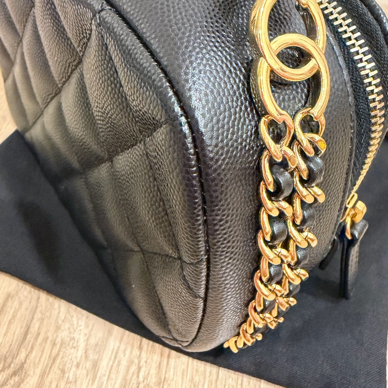 Chanel 黑荔枝牛皮金釦雙鍊相機包-7