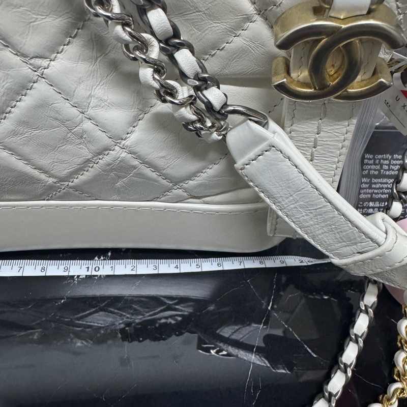 Chanel 香奈兒 白色 油蠟皮小號流浪單肩包-2