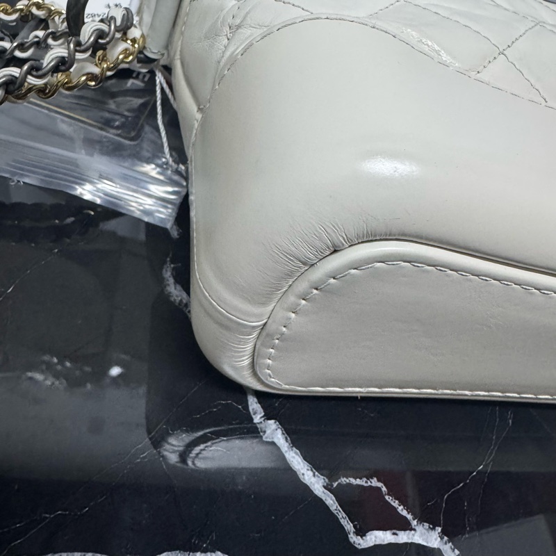 Chanel 香奈兒 白色 油蠟皮小號流浪單肩包-3