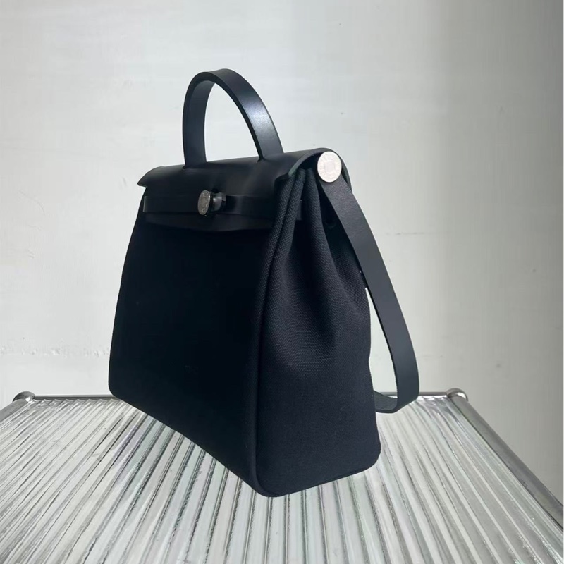 🔥新到:HERMES / 愛馬仕 Herbag 31 帆布包,黑銀 retourne帆布拼牛皮 U刻,尺寸:31*10*25cm-2
