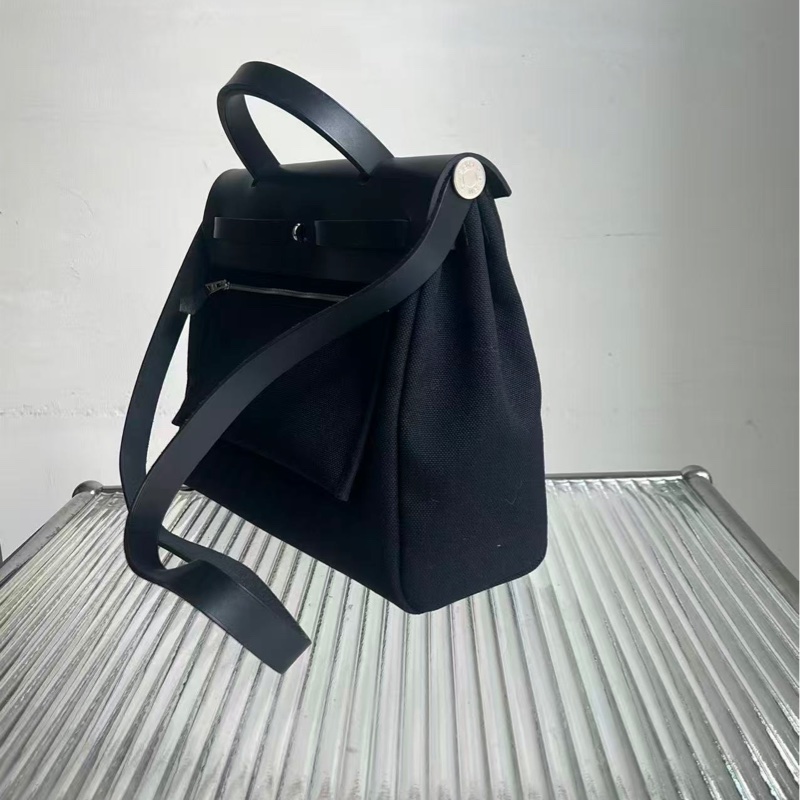 🔥新到:HERMES / 愛馬仕 Herbag 31 帆布包,黑銀 retourne帆布拼牛皮 U刻,尺寸:31*10*25cm-3