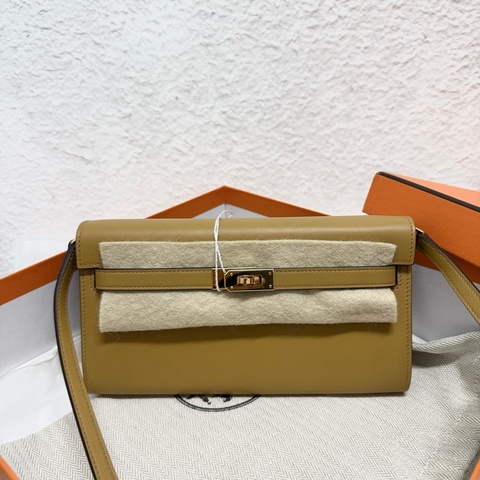 Hermes 愛馬仕kelly to go  淺棕芝麻色W刻