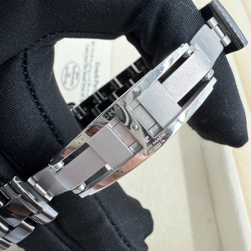 CHANEL - 黑色J12陶瓷╻33mm╻石英錶-8