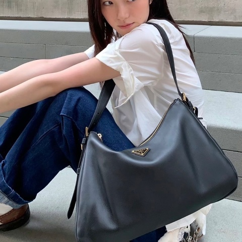 PRADA 黑金Aimee 大號肩背腋下hobo包39*23*12 全新閒置配件盒子塵袋