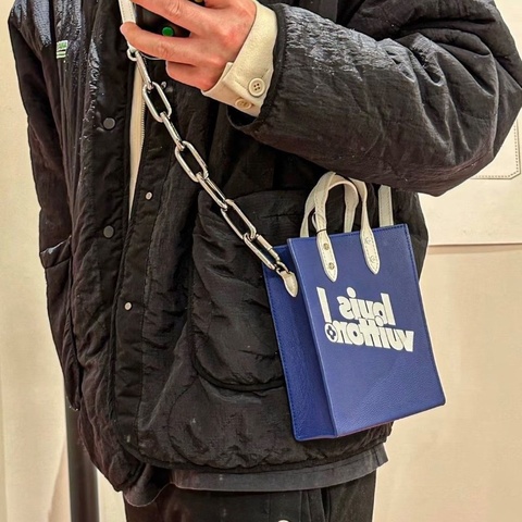 LV秀款Sac Plat XS琴譜包 藍白配色芯片款16*19*6 98新盒子塵袋