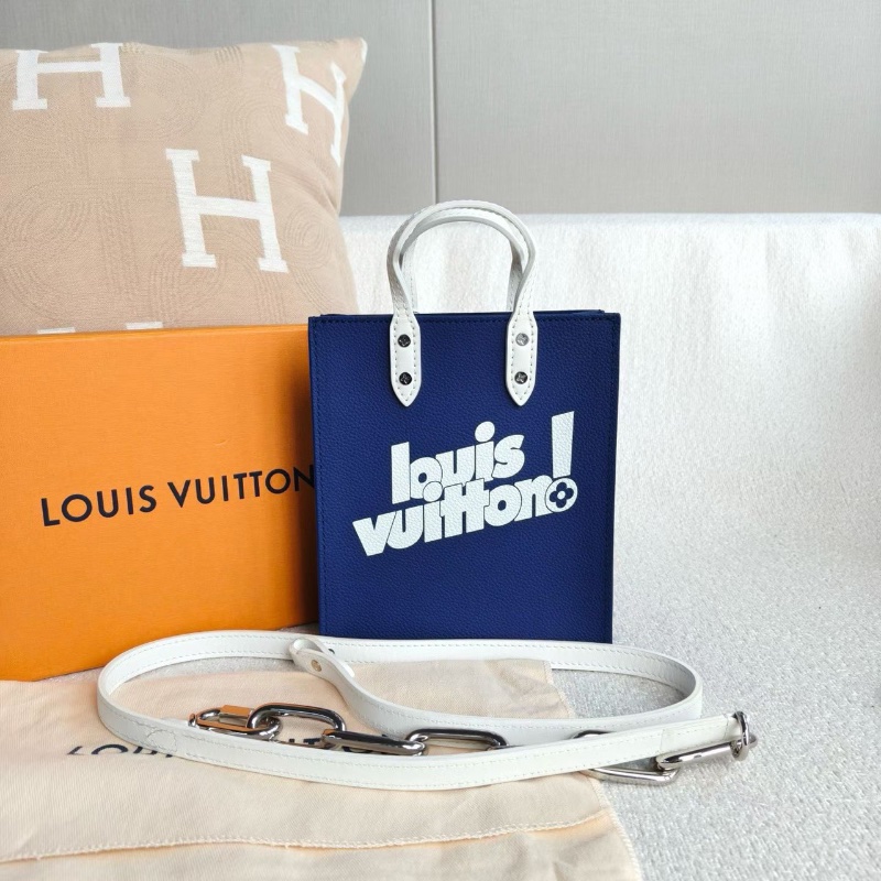 LV秀款Sac Plat XS琴譜包 藍白配色芯片款16*19*6 98新盒子塵袋-1