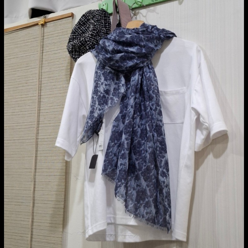 Lanvin義大利製老花圍巾-9