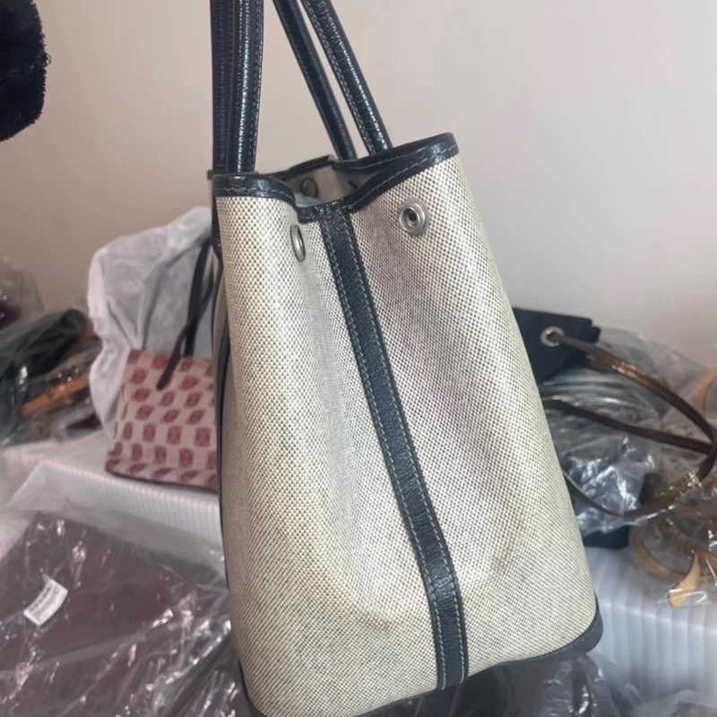 Hermes Garden Party 36 塗層帆布 黑白拼色托特包-1