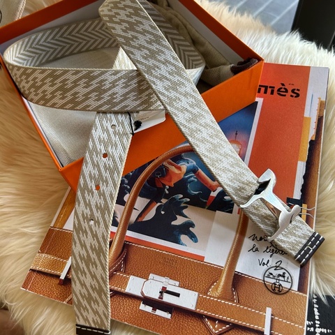 愛馬仕皮帶加駿馬扣頭（可拆卸）