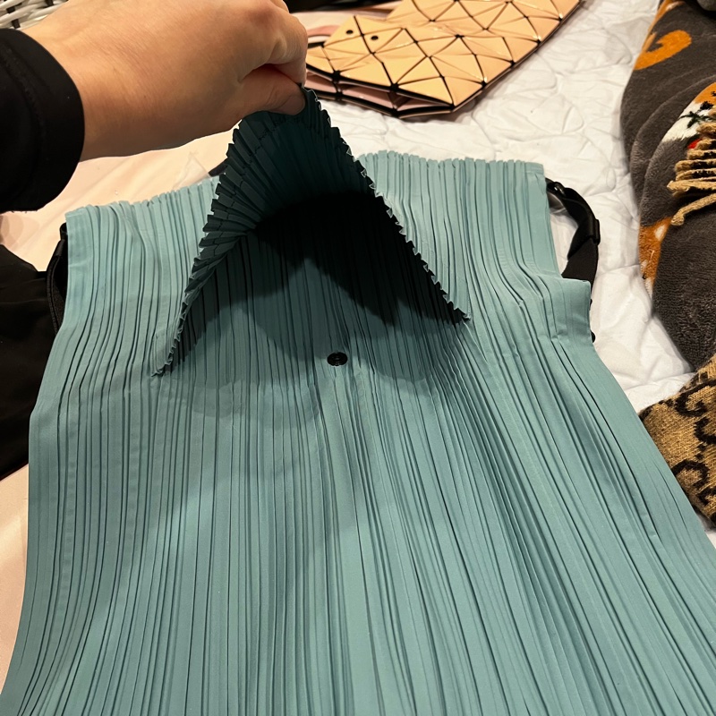 Pleats Please水藍色後背包-4