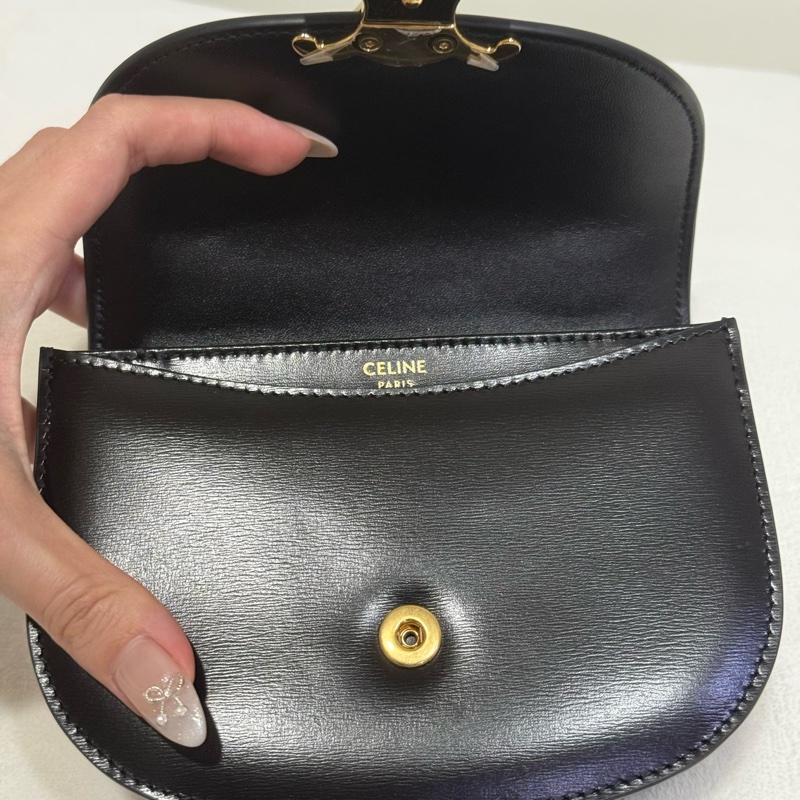 近全新 CELINE MINI BESACE CLEA-1