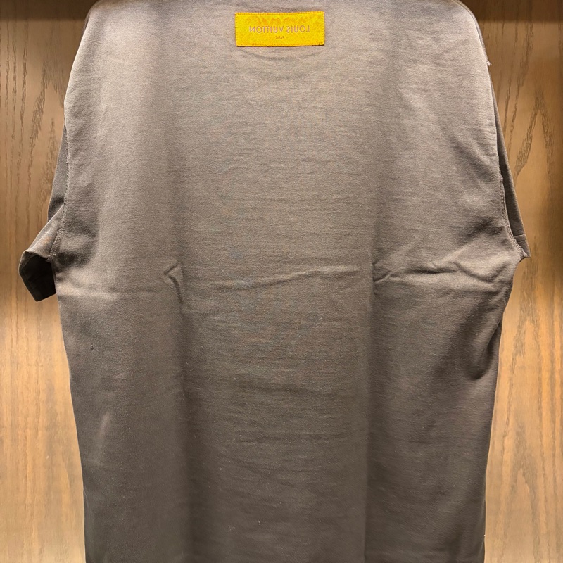 LV/路易威登/LOUIS VUITTON/浮雕LOGO黑色S短袖T恤-2