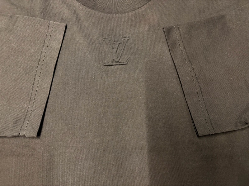 LV/路易威登/LOUIS VUITTON/浮雕LOGO黑色S短袖T恤-11