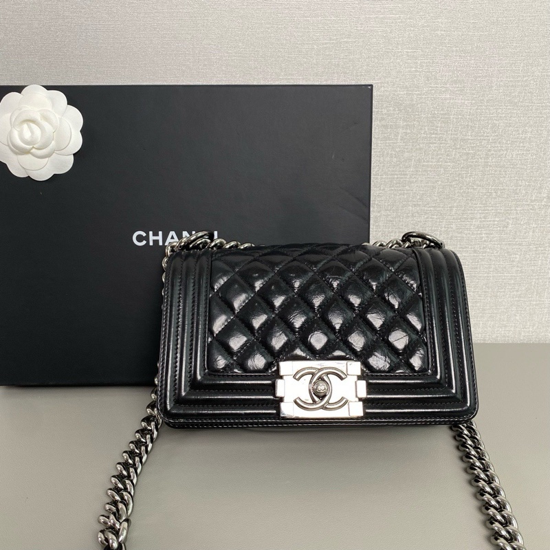 ✨Chanel 黑銀油蠟皮leboy小號-3