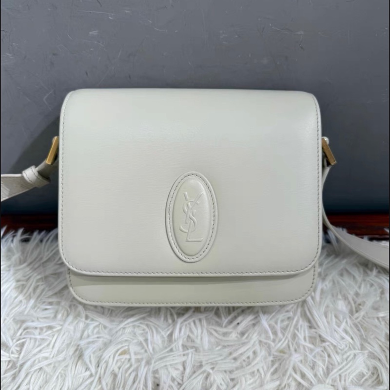 【95新 ✨ 全網最低價！】YSL聖羅蘭 浮雕logo馬鞍包 奶油白 牛皮-1