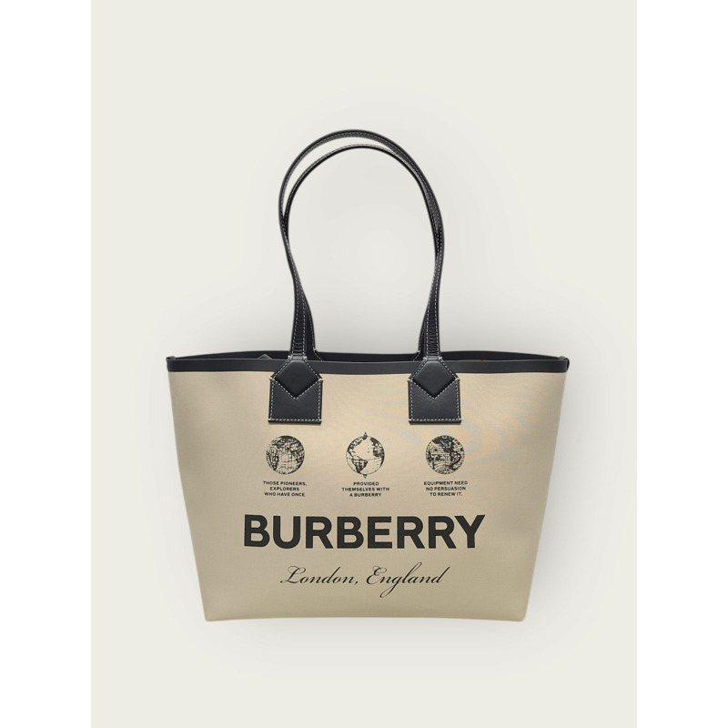 【包稅】BURBERRY 米色 Heritage Label London 小號手提單肩包-0