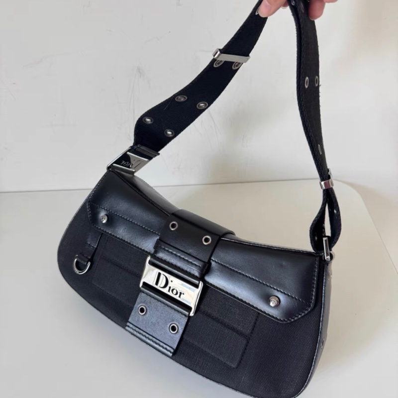 【95%新 ✨ 全網最低價!】Dior 迪奧中古包 黑色 punk朋克系列 海盜爺設計 (下單前先私聊確認❤️)-2